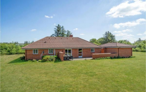 Stunning Home In Ulfborg With Kitchen